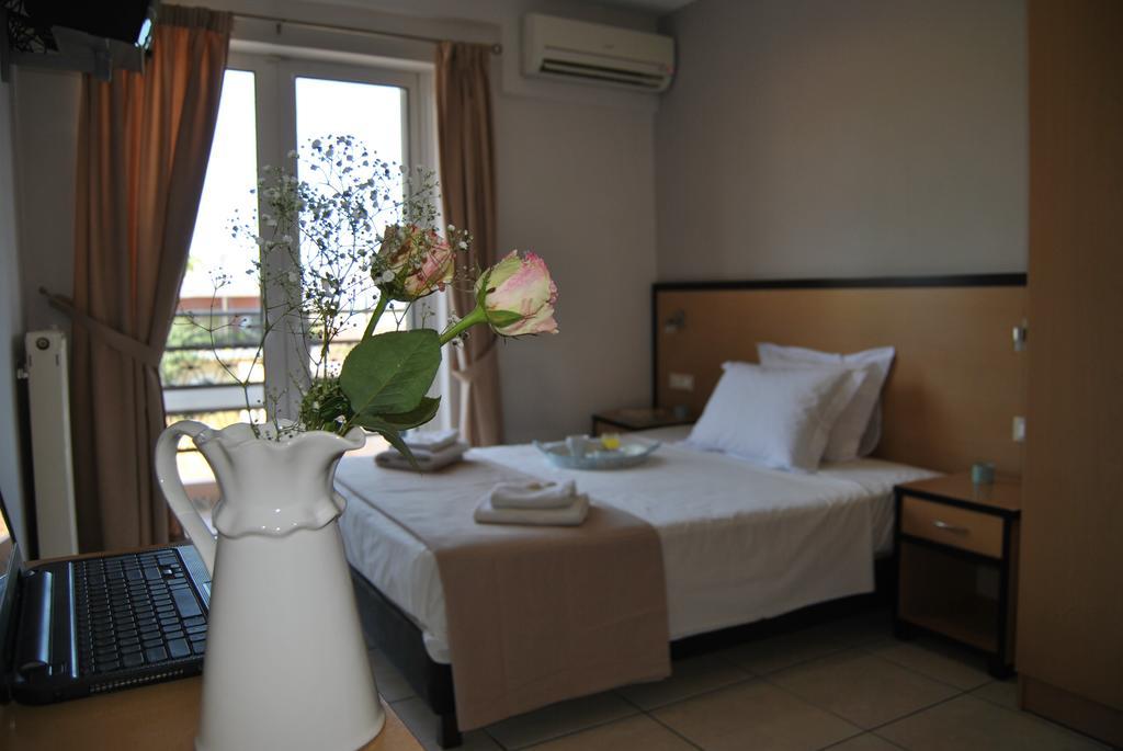 Theofilos City Hotel Chania  Phòng bức ảnh